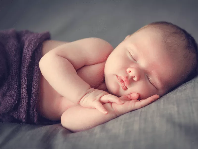 Guía completa para padres primerizos: cuidados esenciales del bebé
